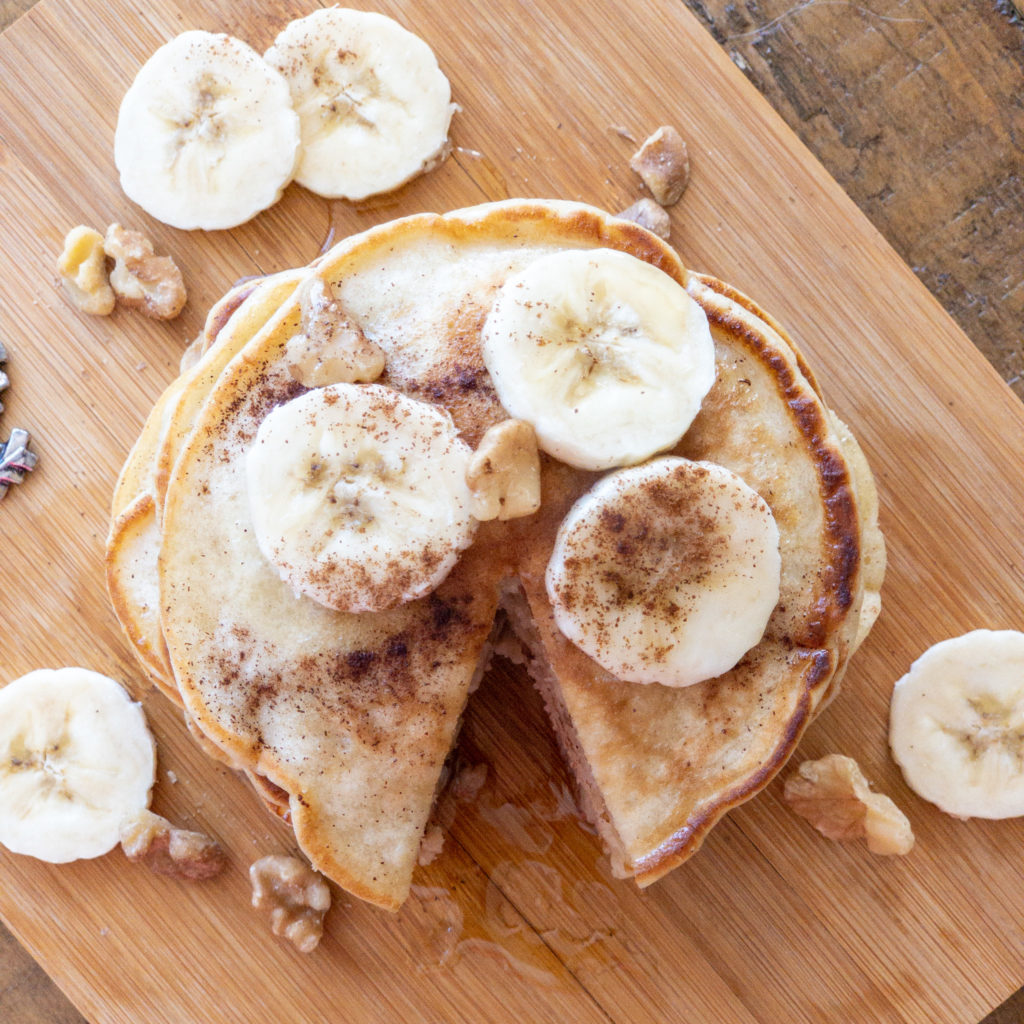banana buttermilk pancakes